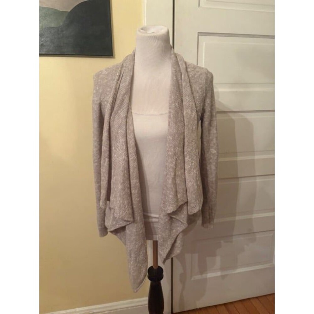 Aerie American Eagle cardigan beige oatmeal handkerchief hem long sleeve